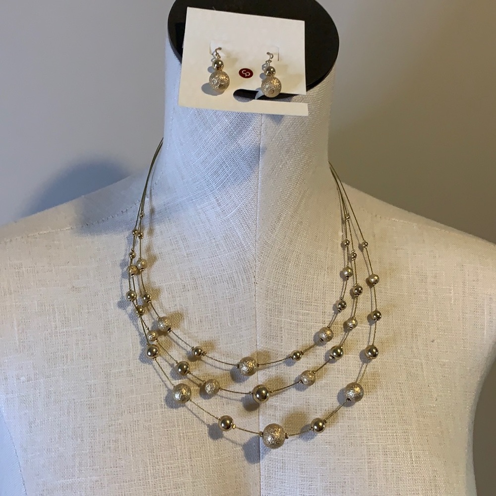 EUC necklace and earring set - Picture 1 of 4